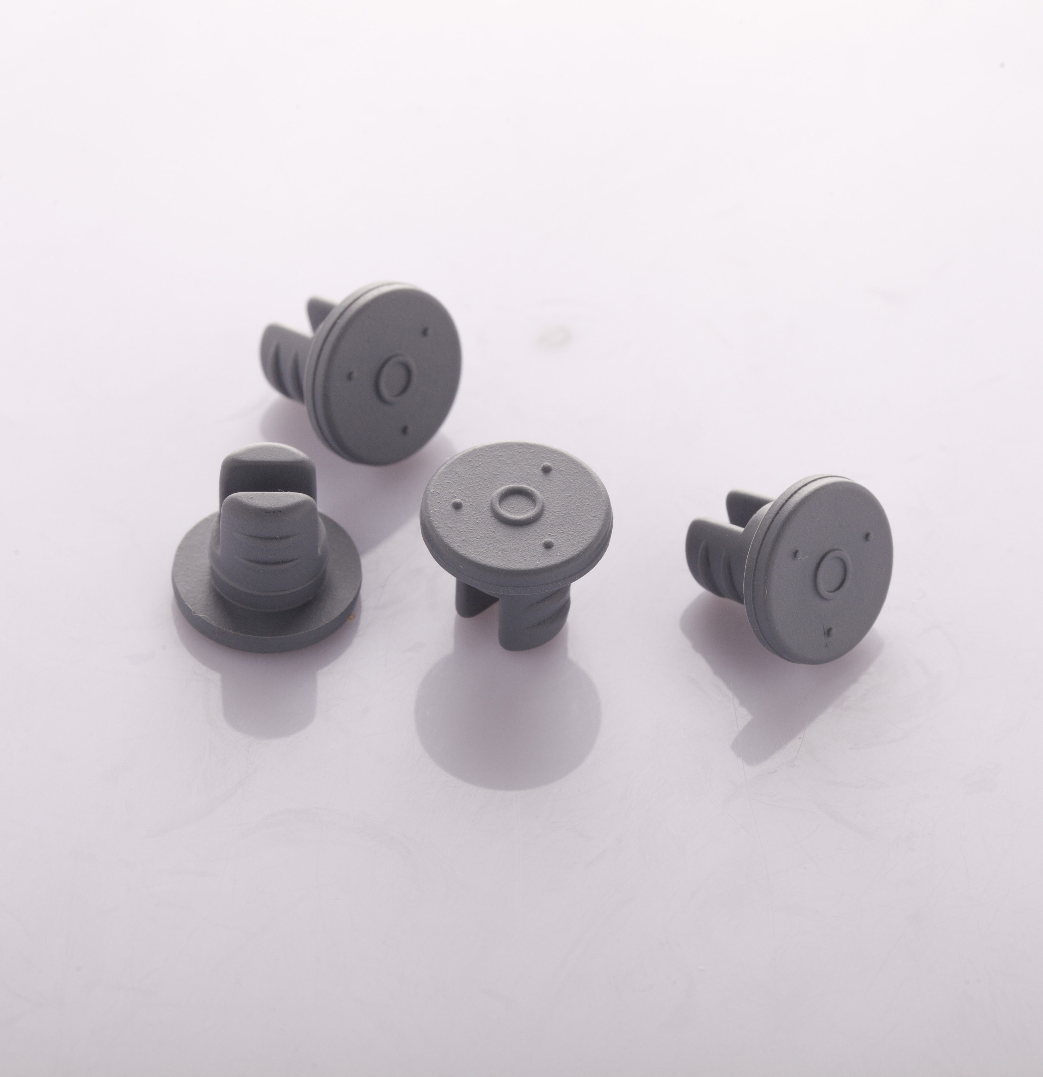 Bromobutyl lyophilized rubber stopper